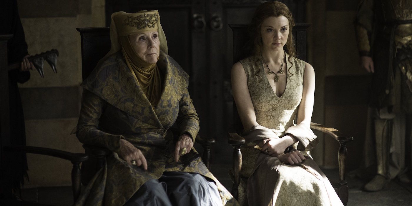 Olenna and Margaery Tyrell sitting in chairs in Game of Thrones