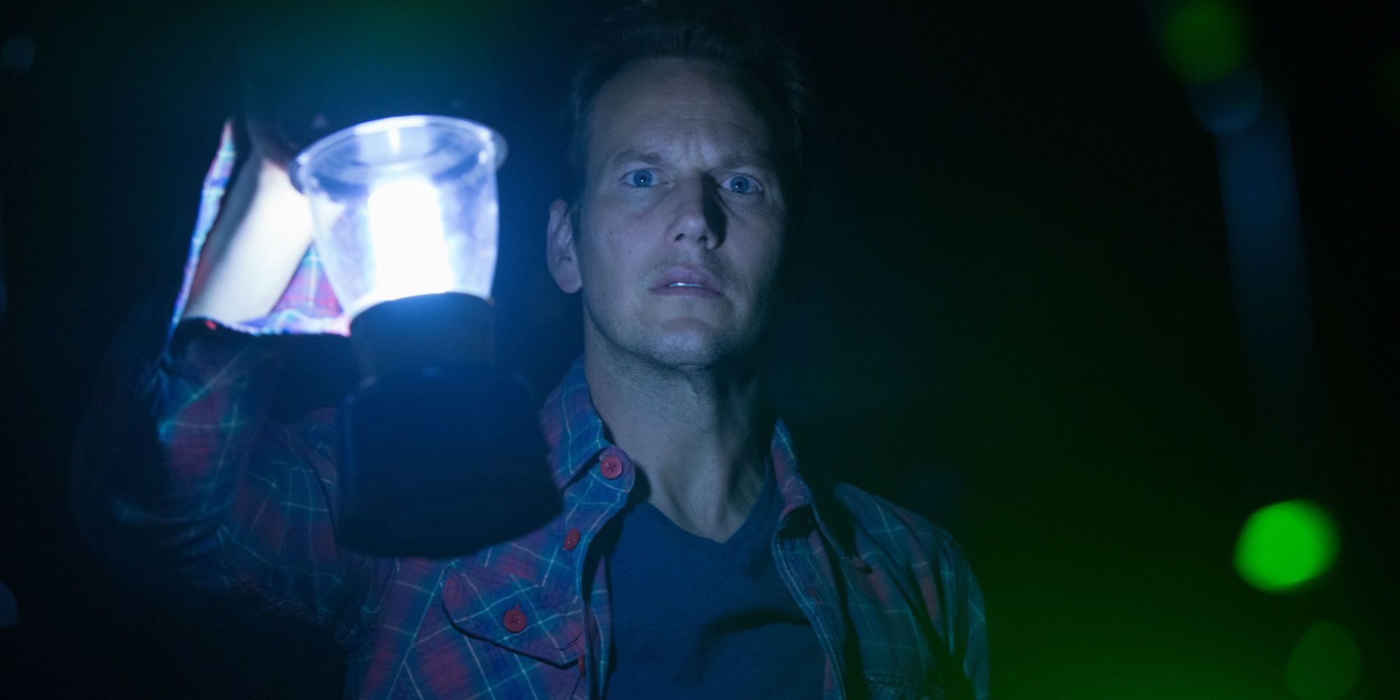 Patrick Wilson como Josh Lambert en Más lejos en Insidious Capítulo 2