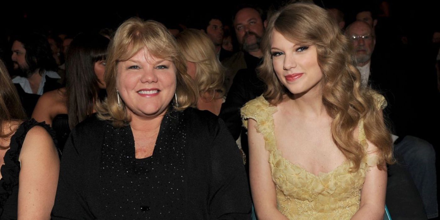 Taylor Swift Mother Andrea Swift