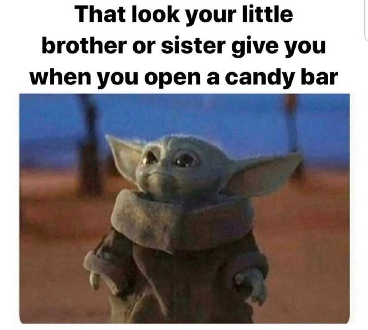10 Funniest Baby Yoda Looking Up Memes Screenrant