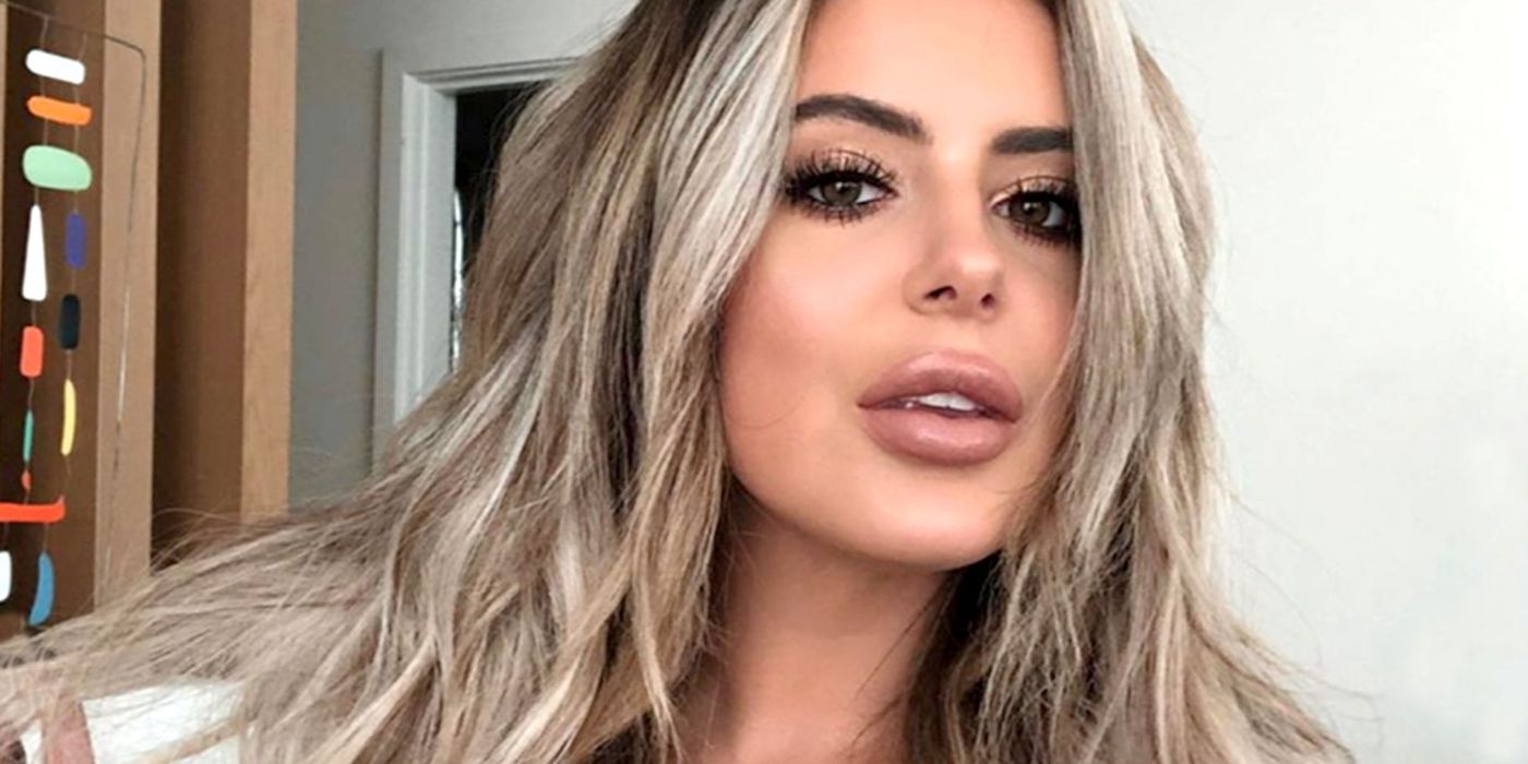 Brielle Biermann Dissolves Lip Fillers As Ex Weds