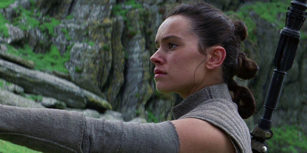 Star Wars: 5 Reasons We Love Rey (and 5 We Love Rose)