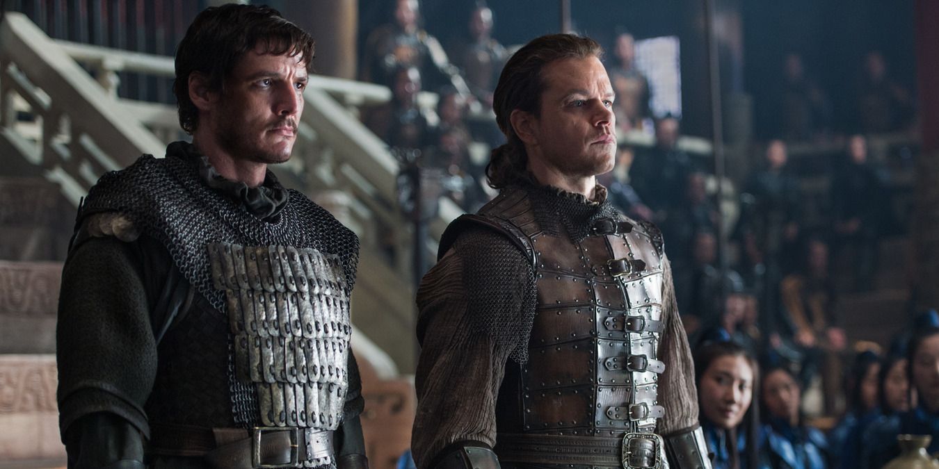 Pedro Pascal and Matt Damon stand at attention in The Great Wall