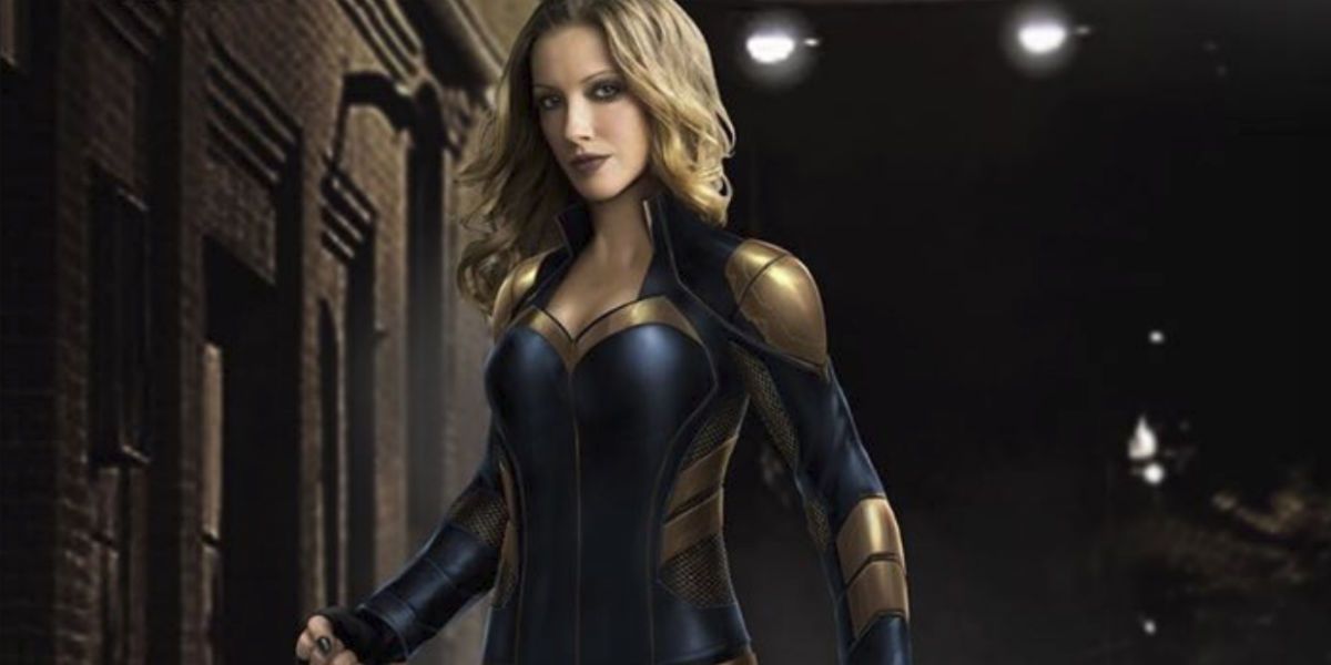 Arrow Laurel Lance in New 52 Black Canary Costume