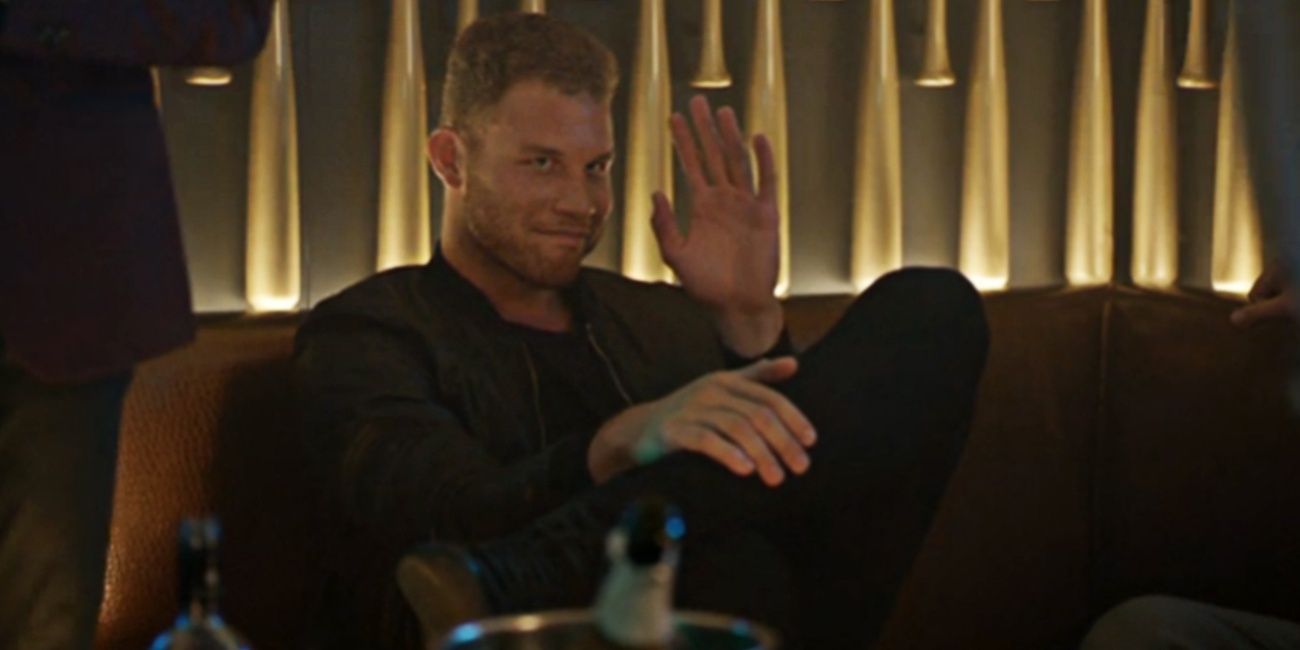 Blake Griffin waving at Ilana in the club on Broad City