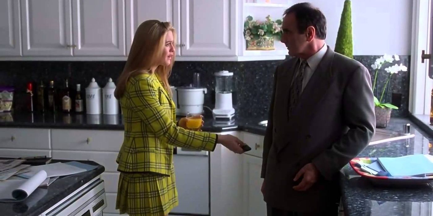 Cher talking to her dad Mel in their kitchen in Clueless