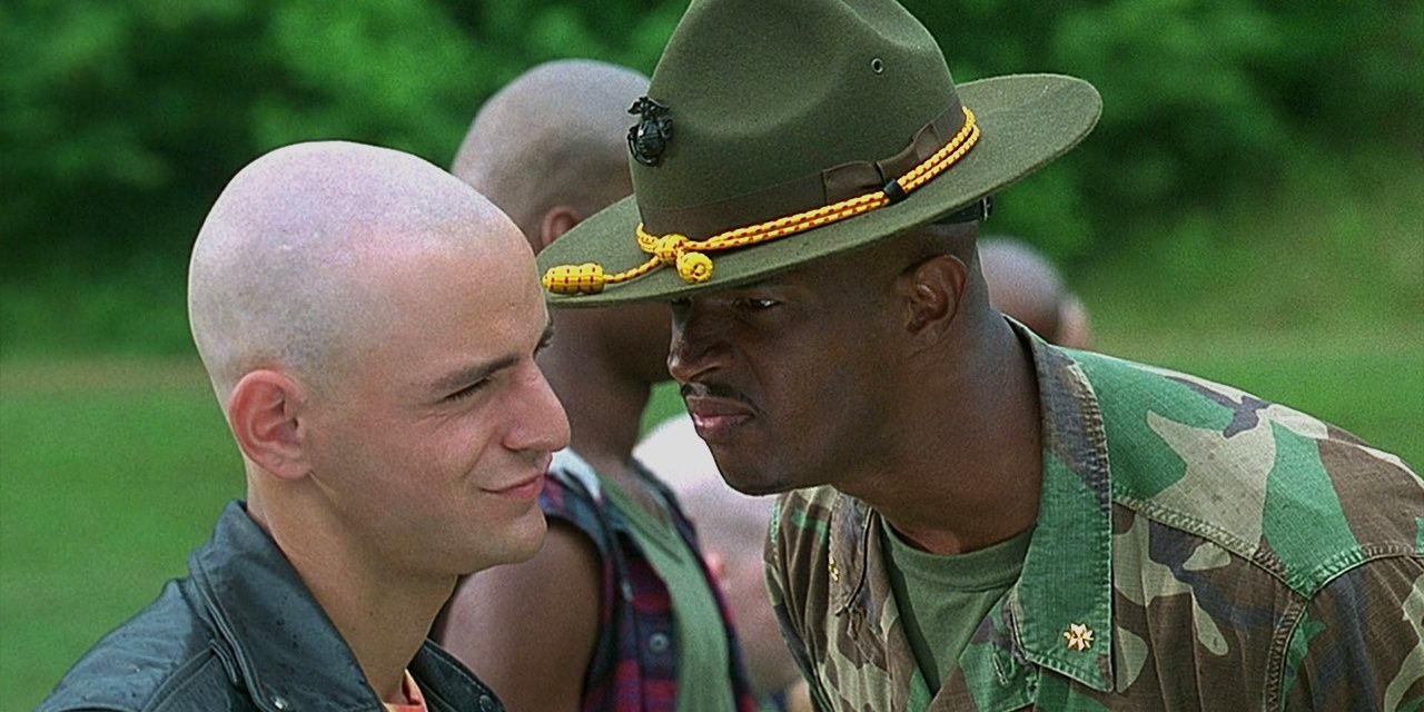 Cena do sargento de instrução de Major Payne.