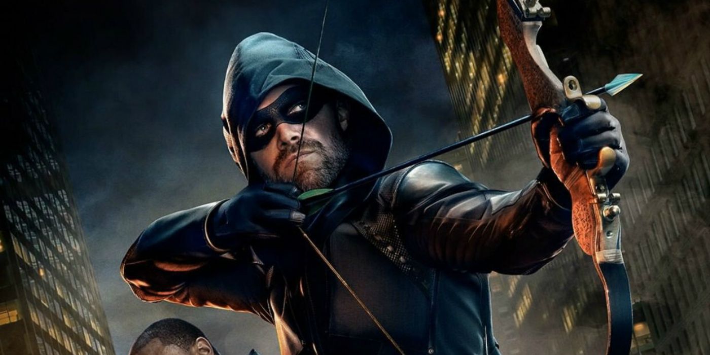 Green-Arrow-Arrow-Season-8-Costume