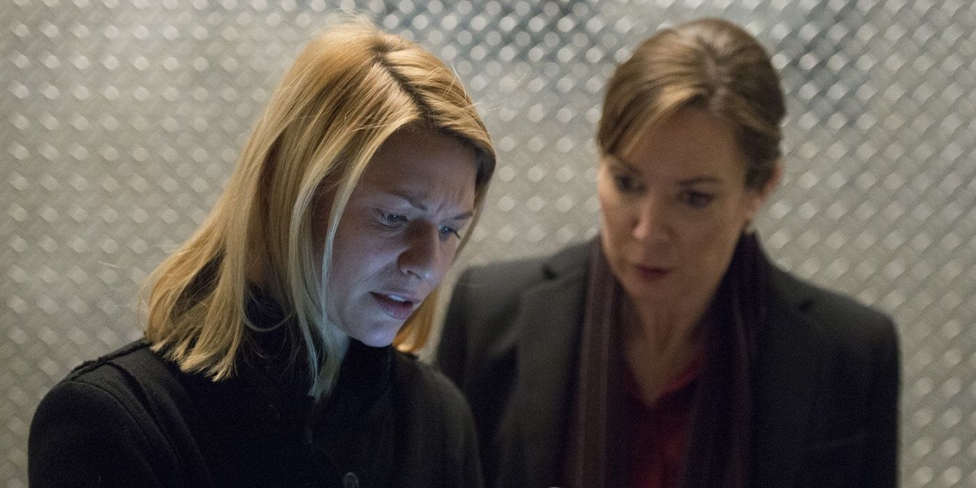 Carrie Mathison looking into a screen on Homeland.