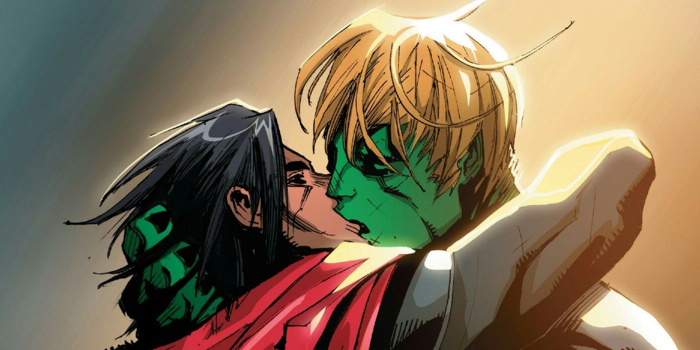 Hulkling and Wiccan kiss