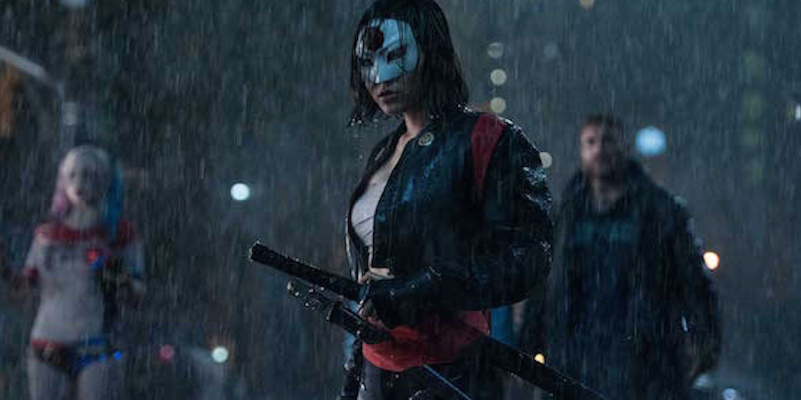Katana stands in the rain in Suicide Squad