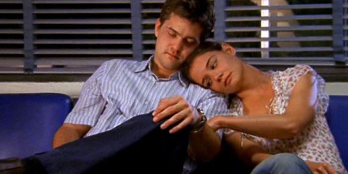 Pacey And Joey sit together outside Jen's hospital room in Dawsons Creek