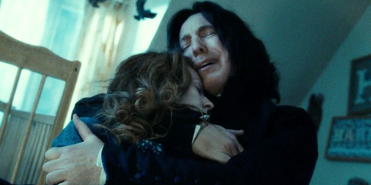 Snape cradles Lily's body in Harry Potter. 
