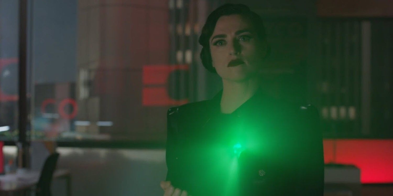 A futuristic Lena Luthor as Metallo with Kryptonite in Supergirl