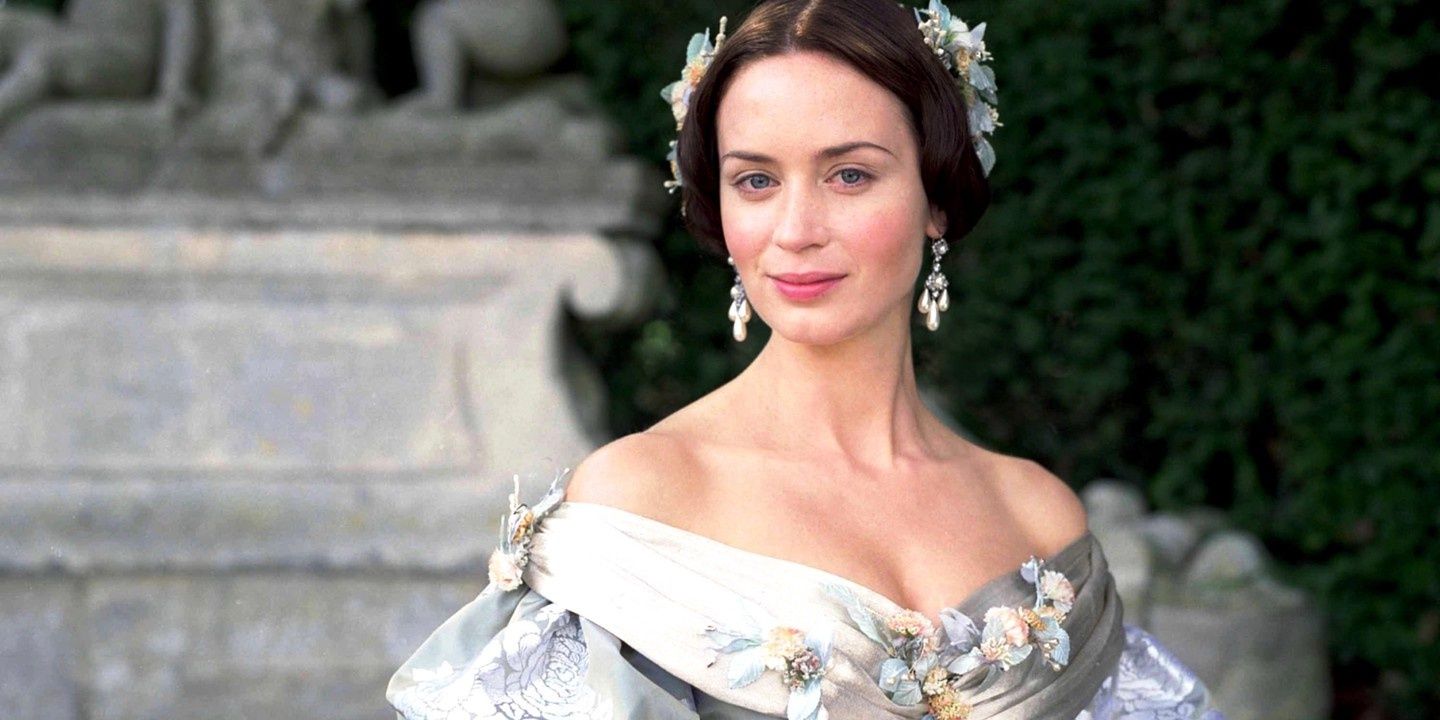 Emily Blunt as Queen Victoria smiling in The Young Victoria.