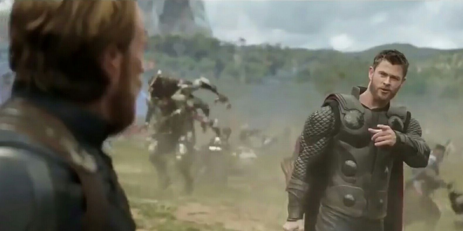 Thor pointing at Steve during the battle of Wakanda in Infinity War