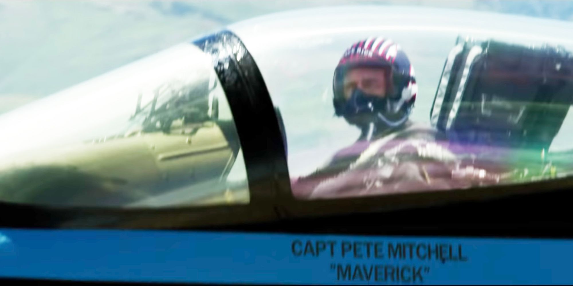 Top Gun Maverick Tom Cruise in Jet