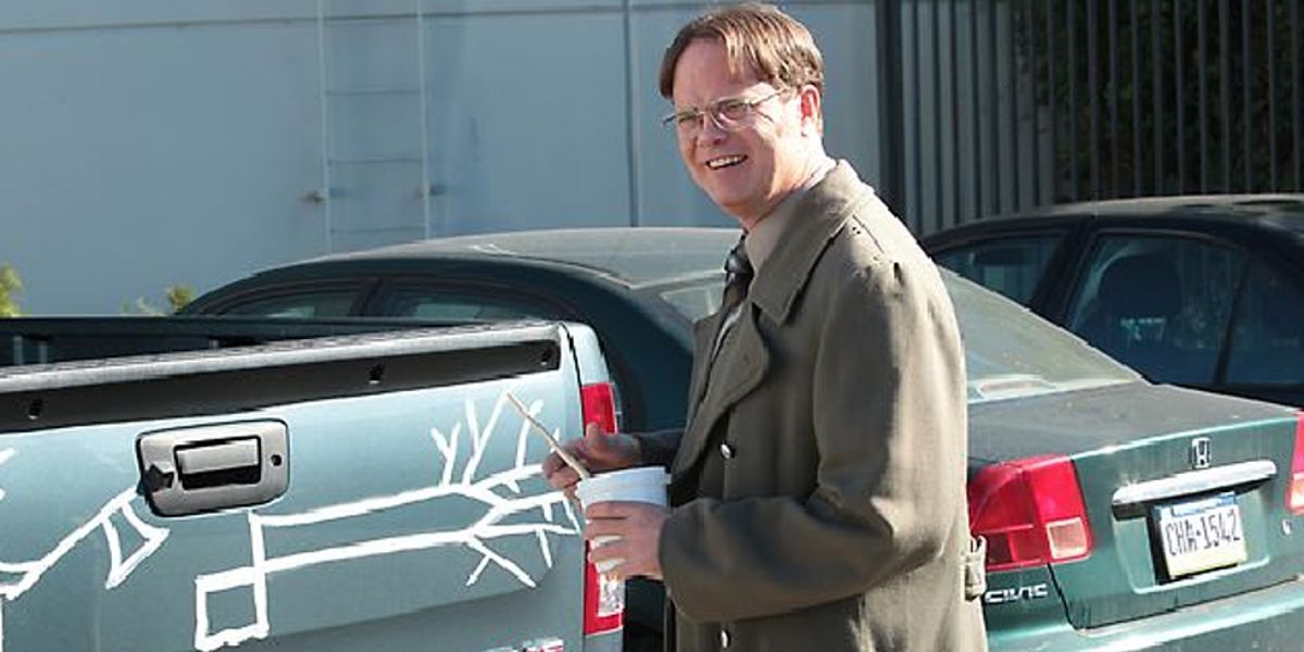 Dwight paints Nate's truck with Pam on The Office