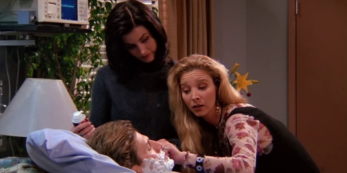 Friends: 10 Reasons Why Monica & Phoebe Aren't Real Friends