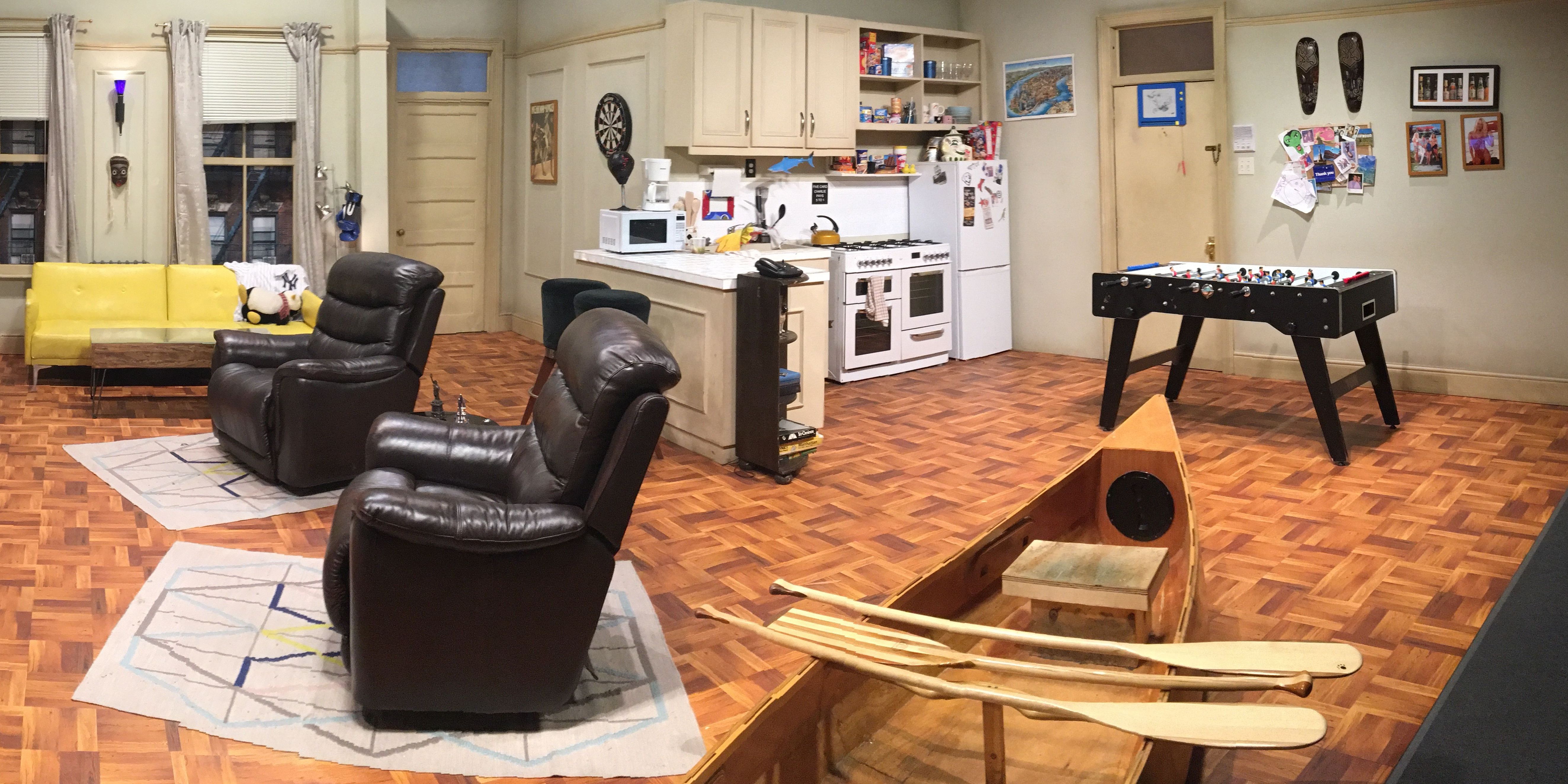 can you visit the friends apartment set
