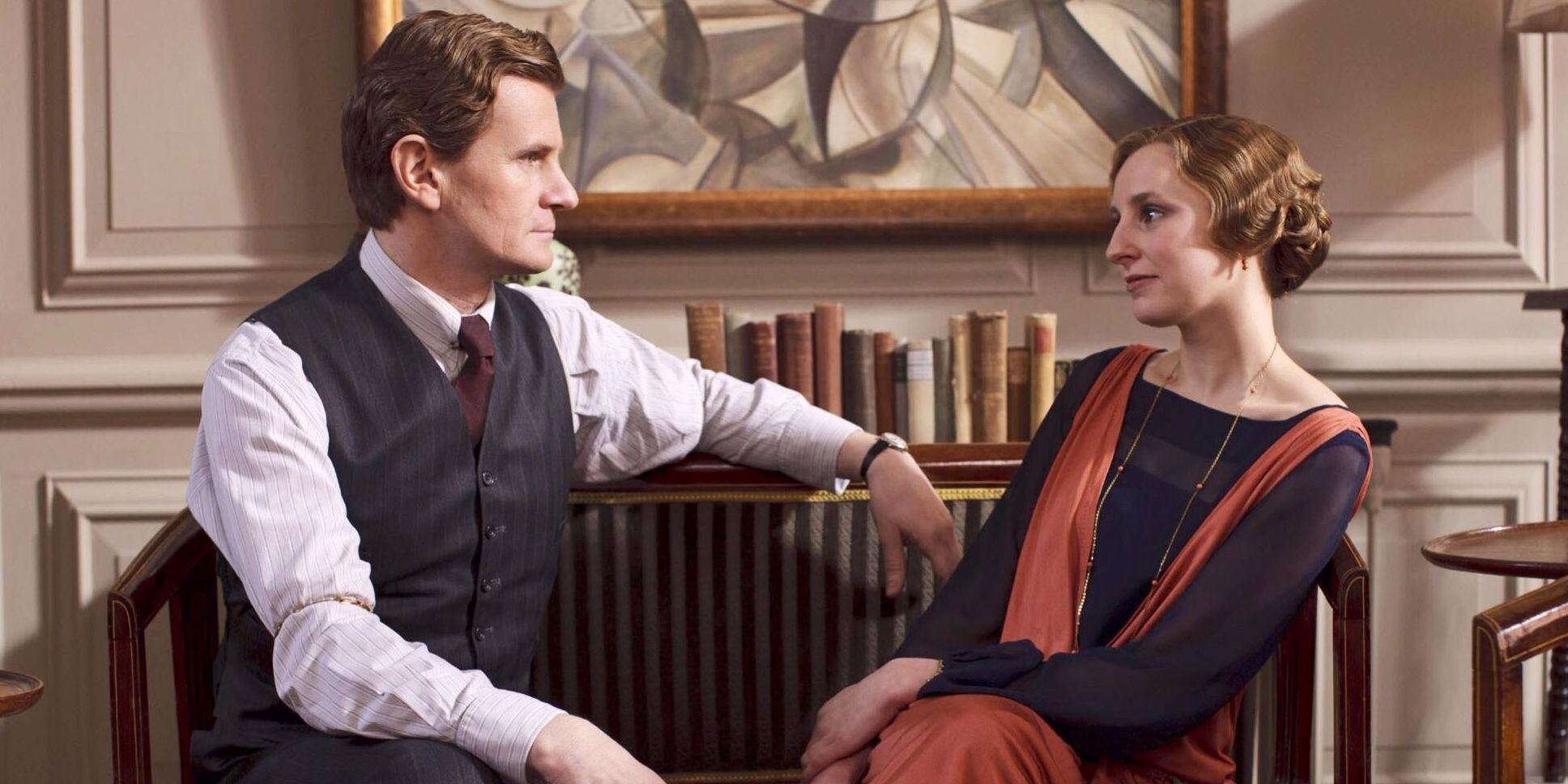 Gregson and Edith talk in Downton Abbey.