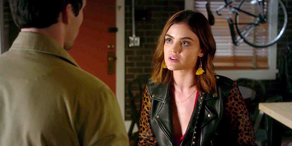 Pretty Little Liars 5 Reasons Aria Should’ve Been AD (& 5 Alex Drake Was Perfect)