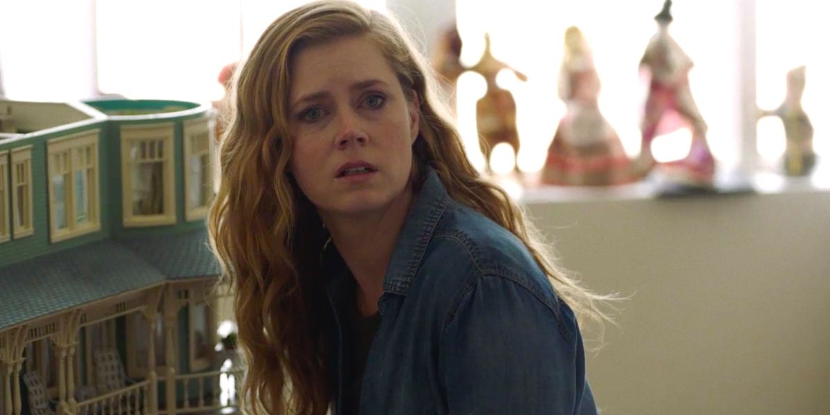 Amy Adams with a look of surprise on her face in Sharp Objects