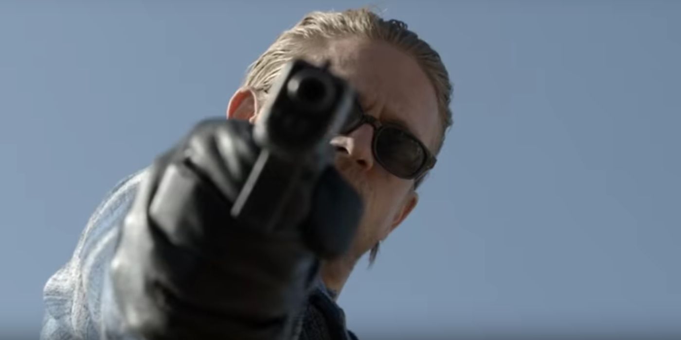 Jax pointing a gun in Sons of Anarchy