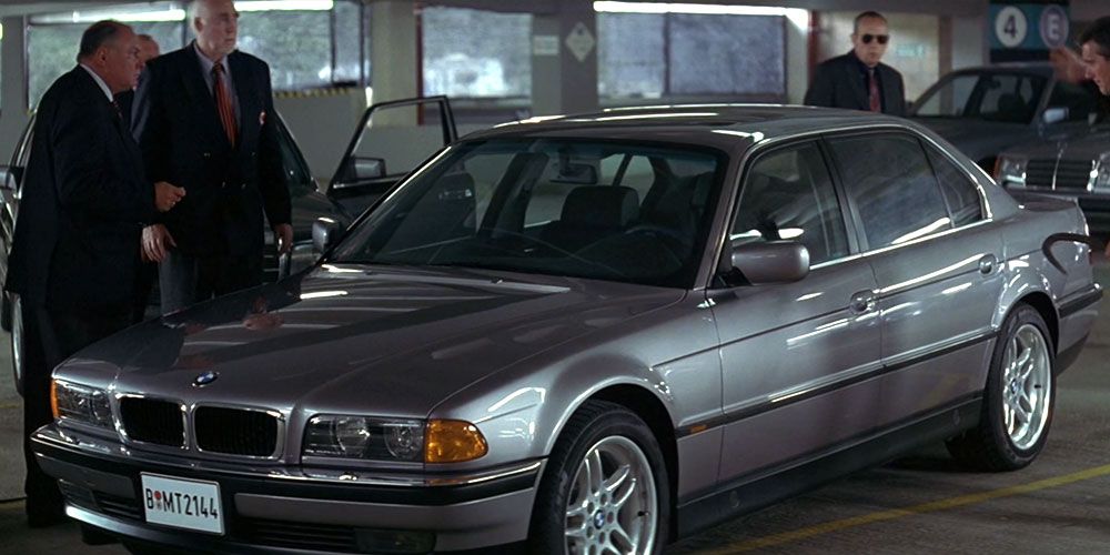 Carver's thugs try to break into Bond's BMW in Tomorrow Never Dies