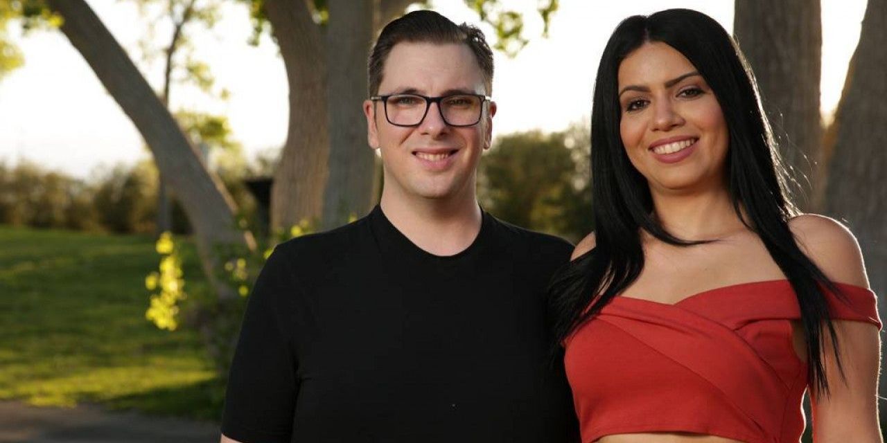 Colt and Larissa posing together in TLC's 90 Day Fiance.