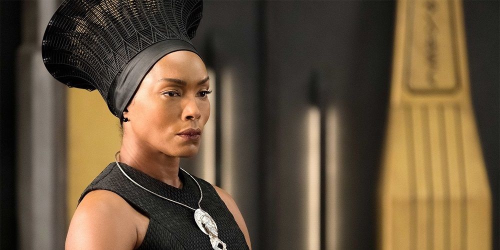 Angela Bassett Black Panther