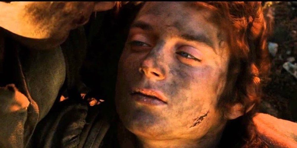 Frodo talking to Sam on Mount Doom