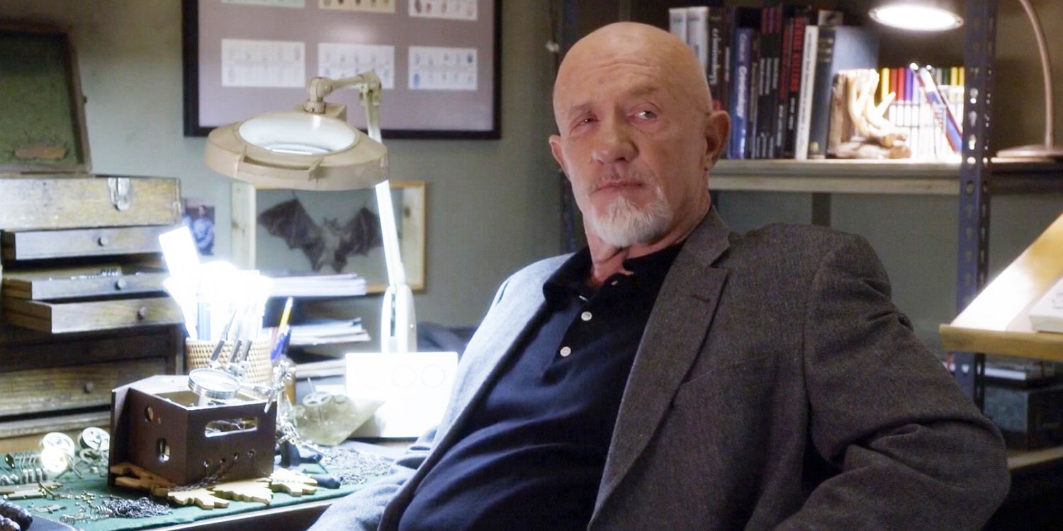 Jonathan Banks as Buzz Hickey in his office on Community