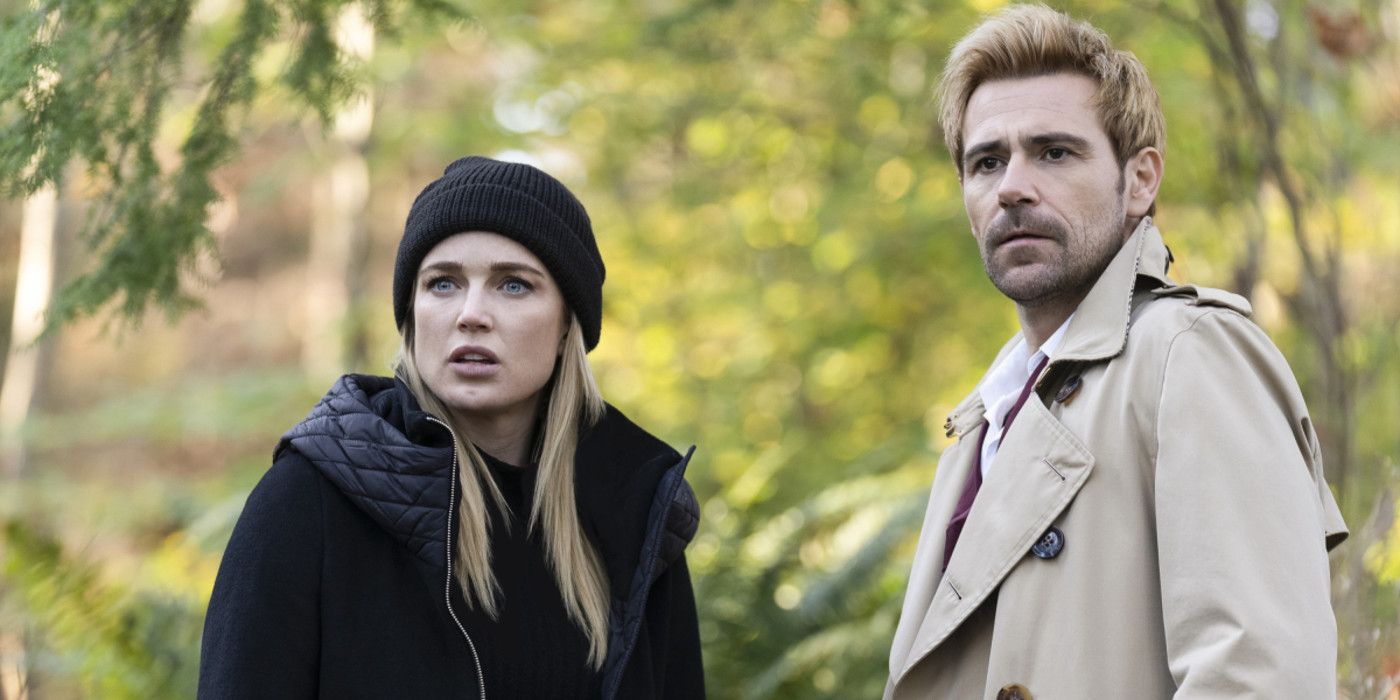 Sara Lance and John Constantine in Legends of Tomorrow