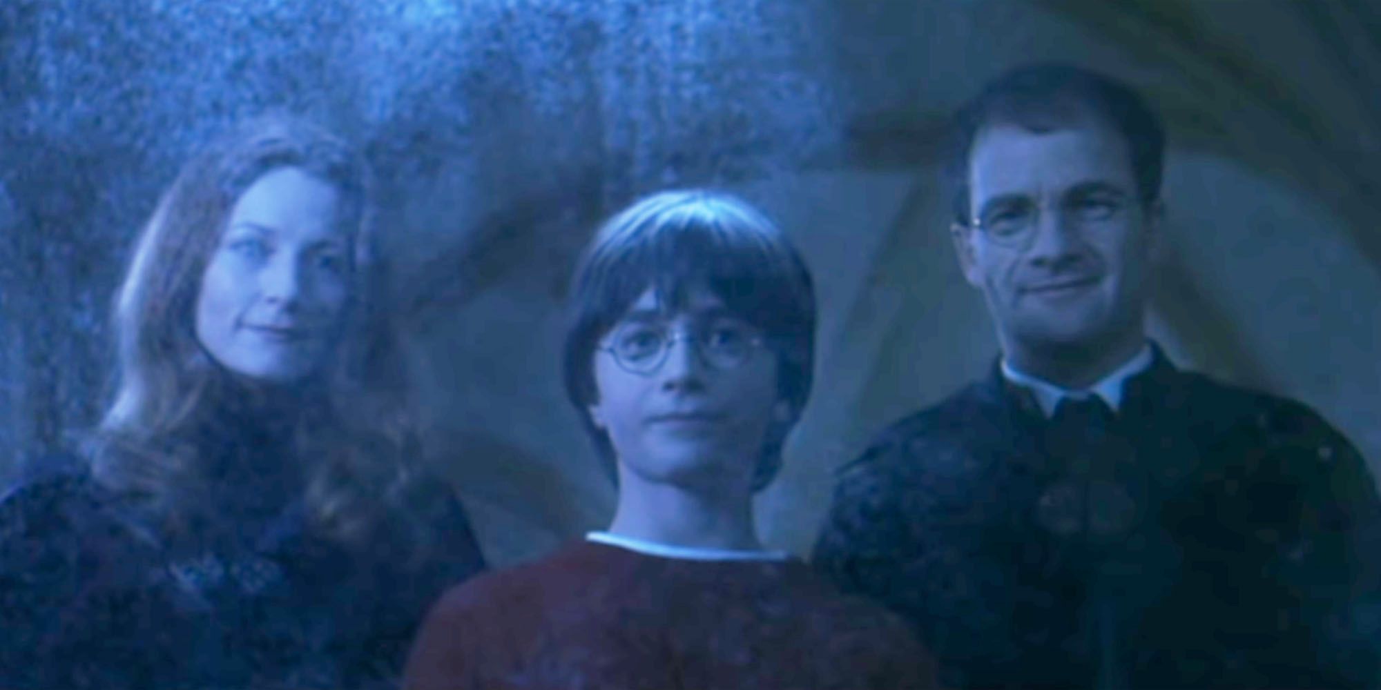 Mirror of Erised showing Harry Potter and his parents in the Sorcerer's Stone