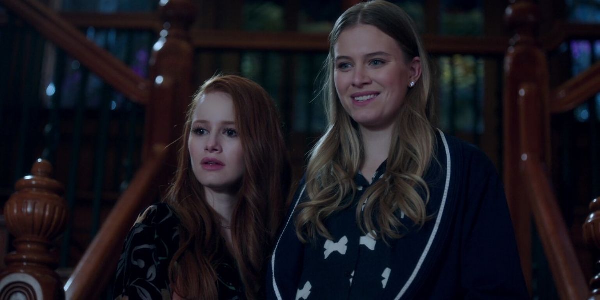 Polly and Cheryl smiling in Riverdale