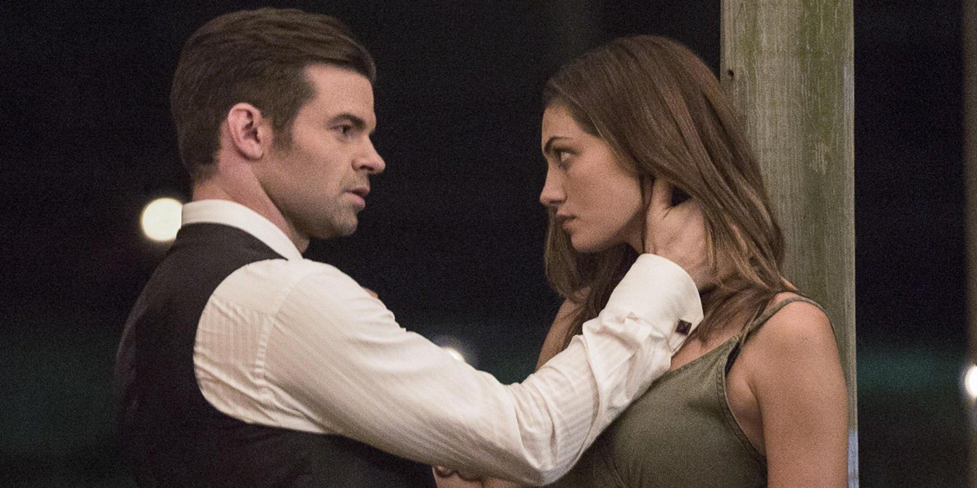 Elijah and Hayley looking at each other in The Originals.
