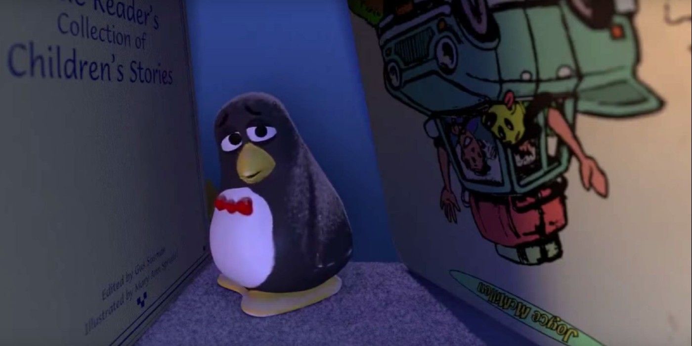 Wheezy between two books in Toy Story 2