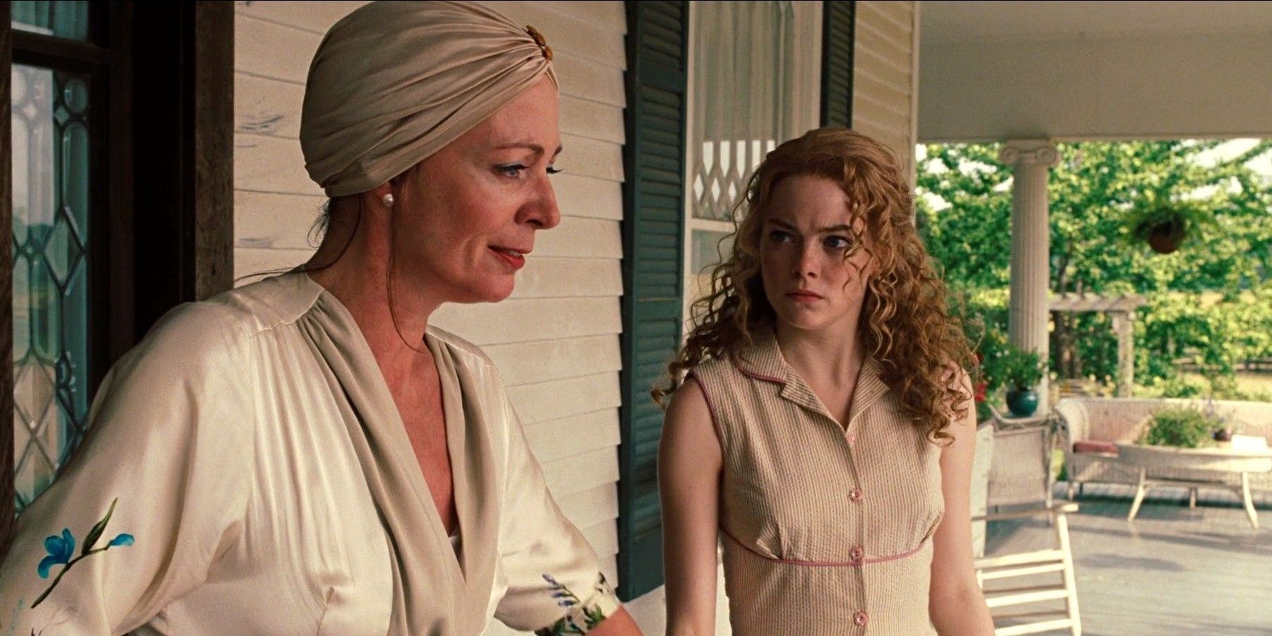 Emma Stone on the porch in The Help
