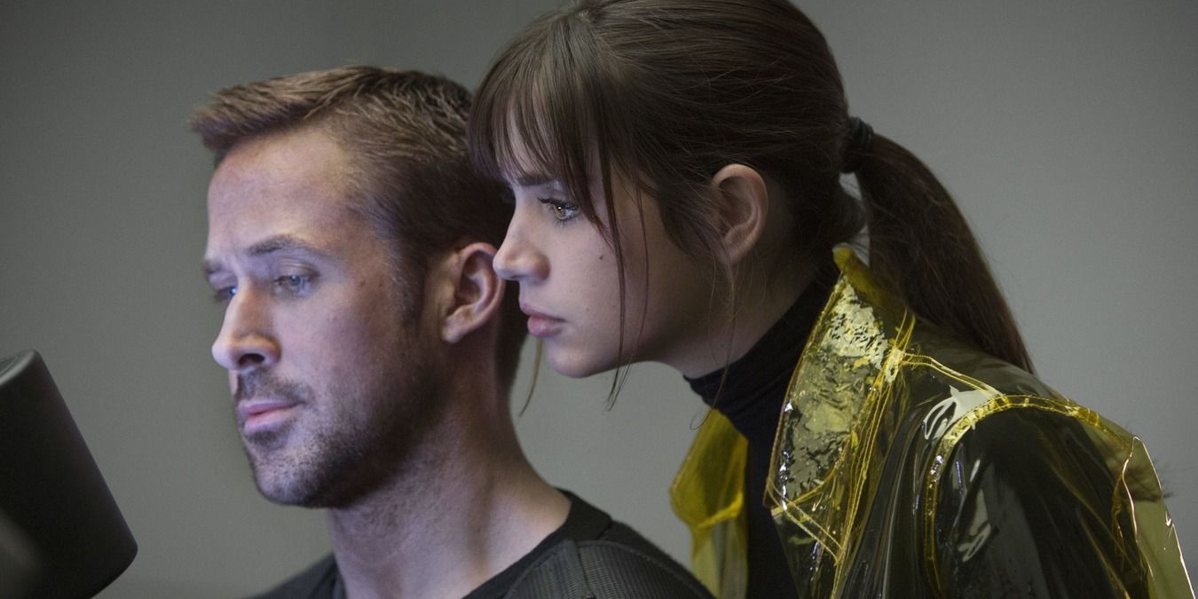 Ana de armas and ryan gosling in Blade Runner 2049
