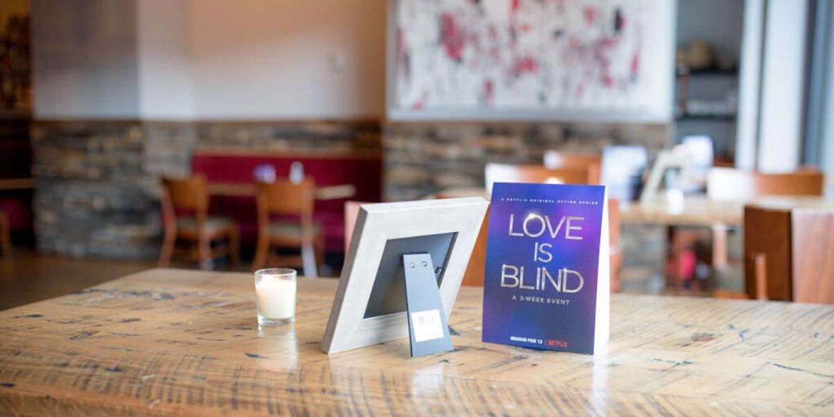 Love Is Blind 5 Reasons Why Its Innovative (& 5 Why Its Not)