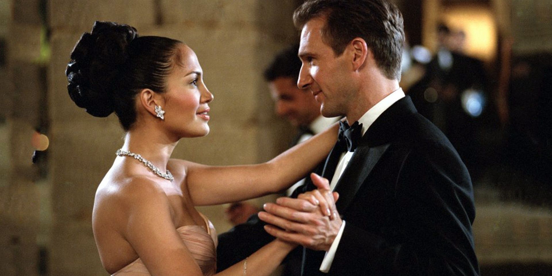 A still from Maid In Manhattan of the protagonists dancing.