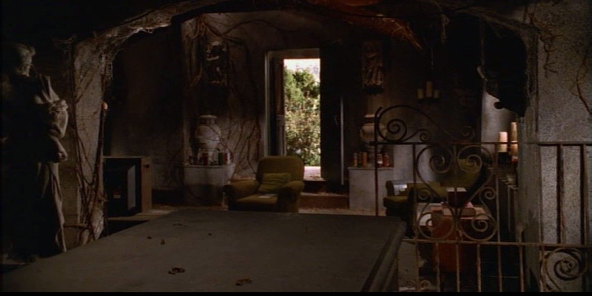 spike-hawley-mausoleum-buffy-the-vampire-slayer