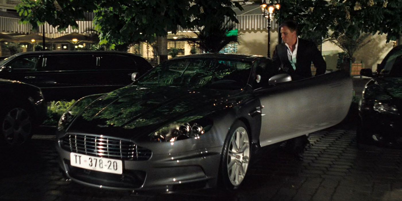 Bond runs towards his Aston Martin DBS in Casino Royale