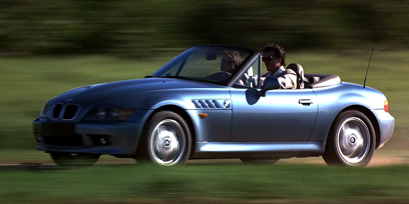 Bond and Natalya drive a BMW Z3 in Cuba in GoldenEye