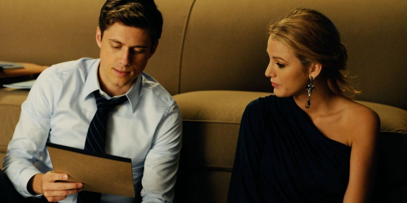 Serena and Tripp look at a clipboard in Gossip Girl