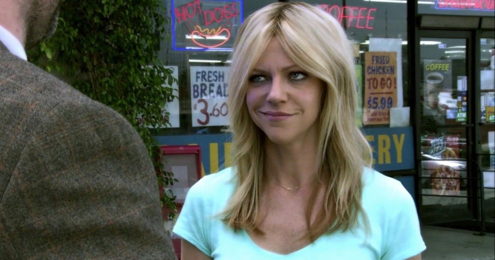 It's Always Sunny: 10 Worst Things Dee Has Done