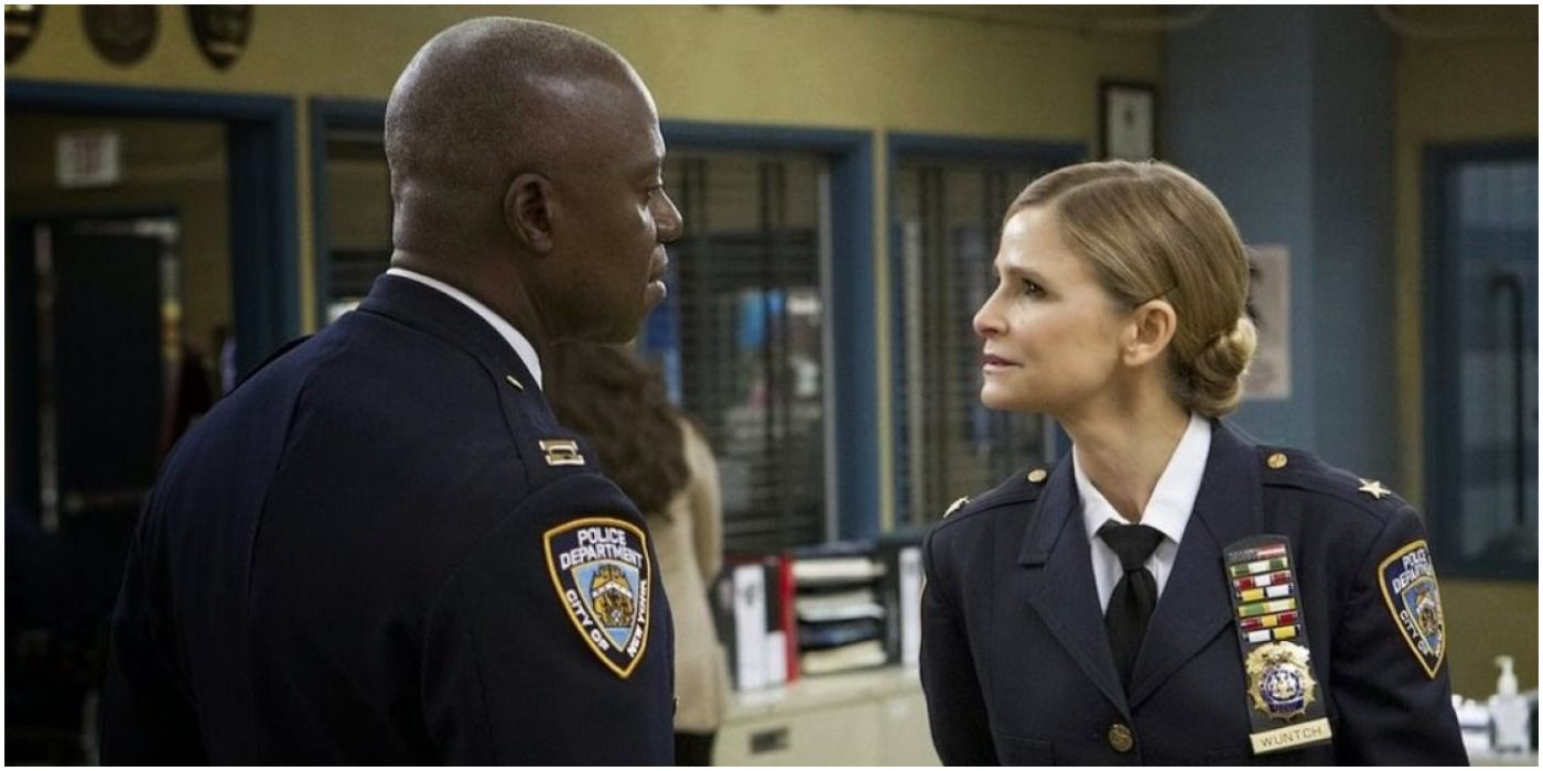Brooklyn 99: Why Captain Holt And Madeline Wuntch Hate Each Other