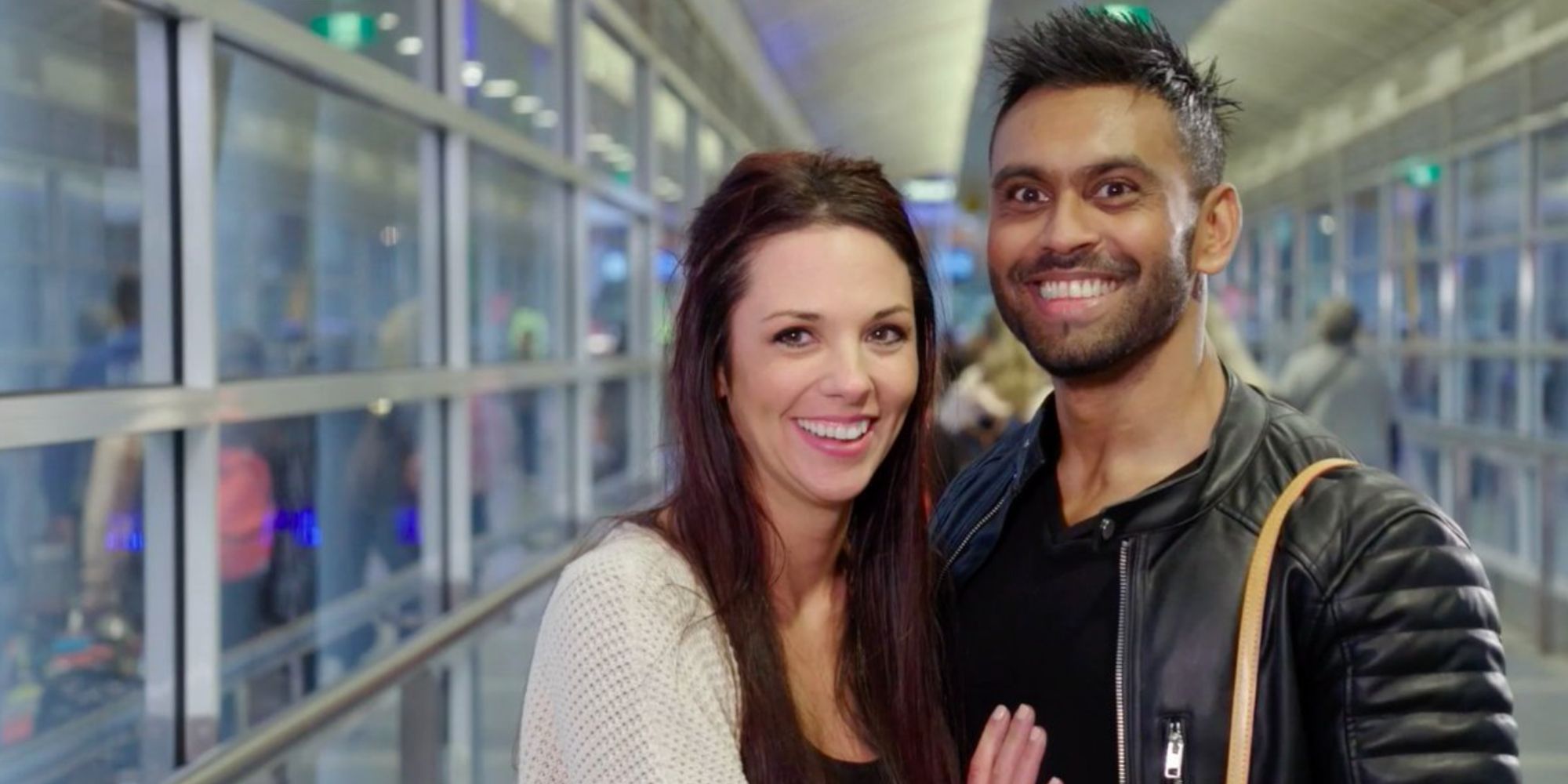 Avery and Ash in Airport 90 Day Fiance