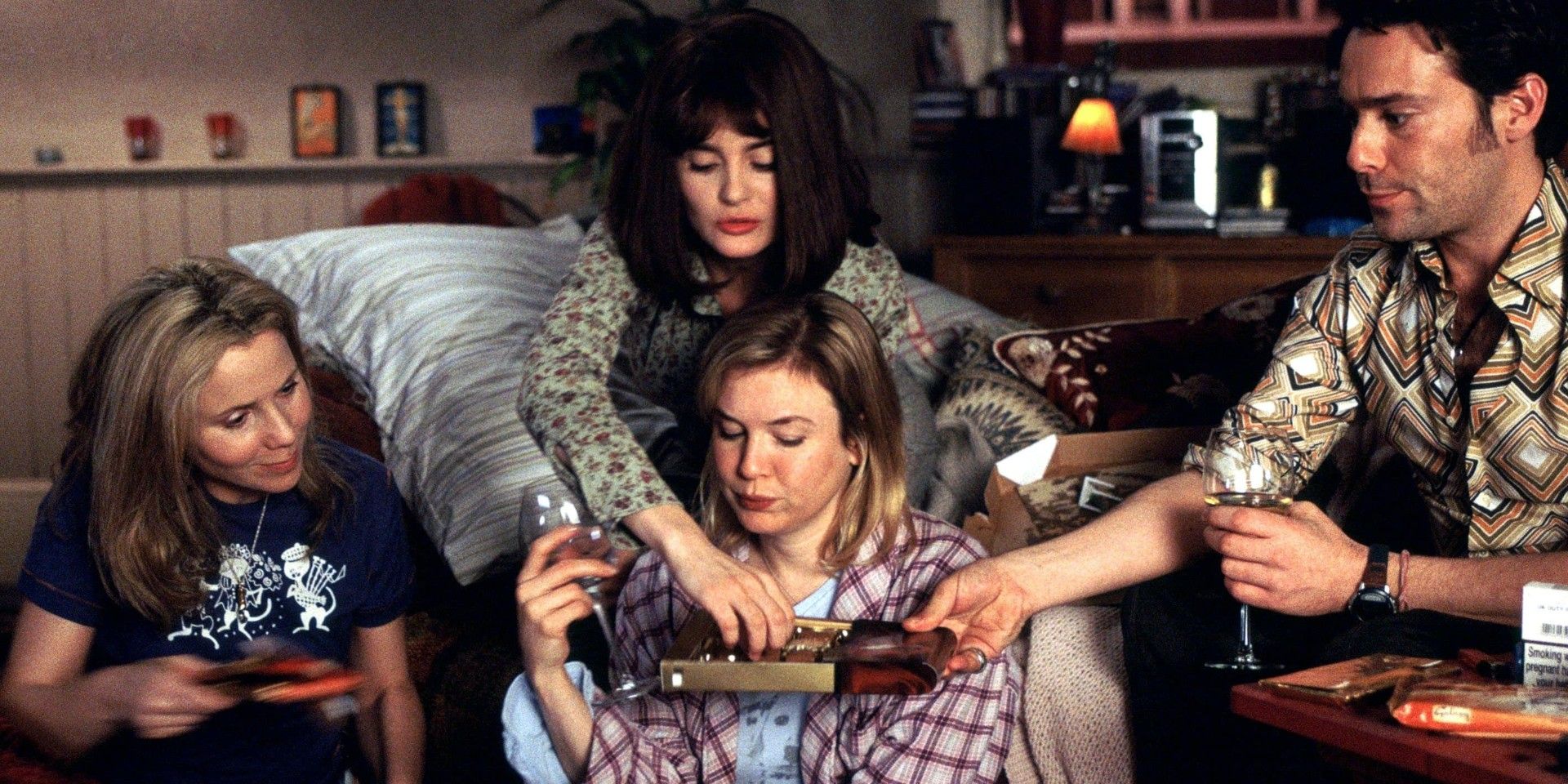 Bridget&rsquo;s friends console her in Bridget Jones&rsquo;s Diary